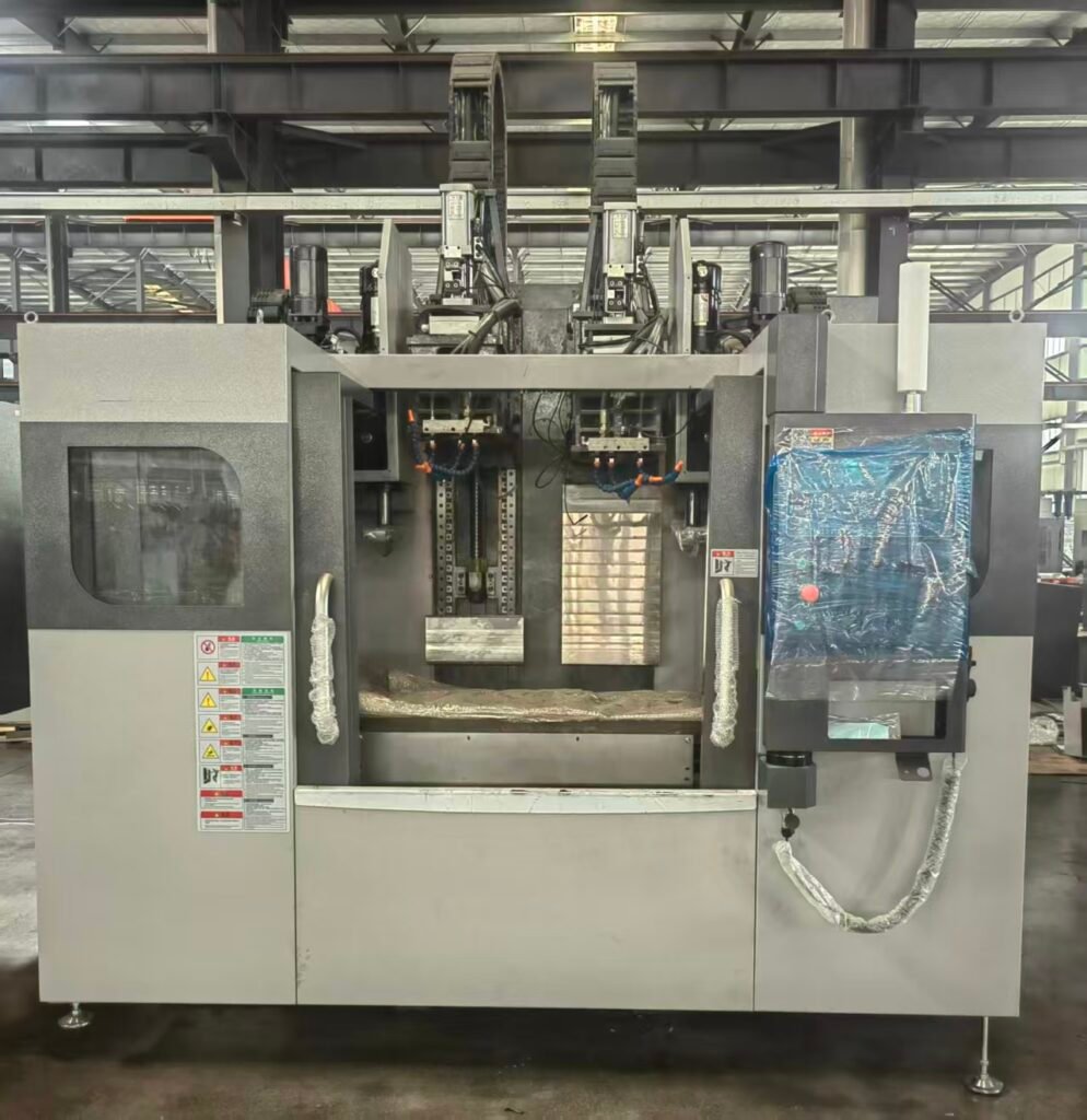 Tiezheng VF550 dual-spindle vertical machining center product overview image for CNC machine specification review.